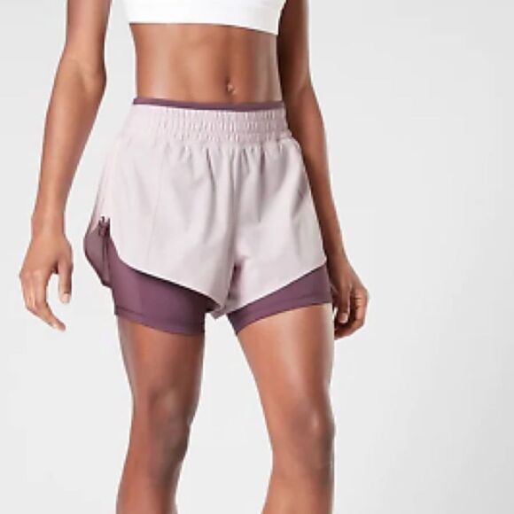 Athleta Pants - ✨ ATHLETA Stay Fly 2 in 1 SHORT✨